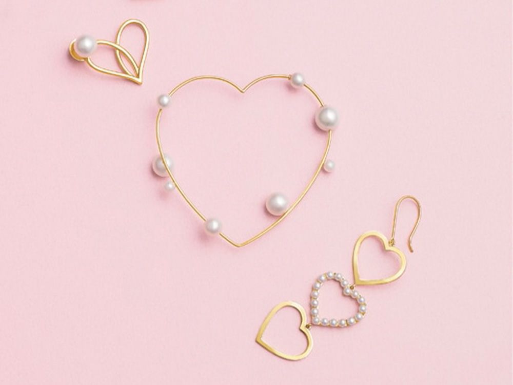 AHKAH アーカー ピアス トロワペルルハート 18K パール 国内発送 フィルージュパール ピアス | AHKAH / アーカー | 【公式